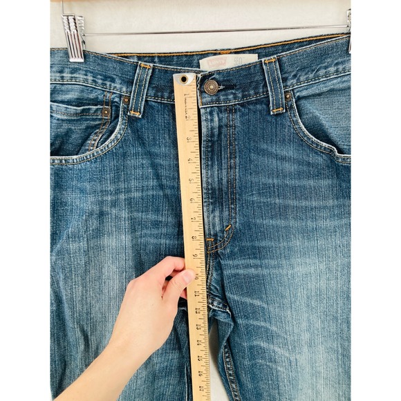 Levis 550 Jeans Mens 34x34 Relaxed Fit 100% Cotton Denim Distressed - Picture 6 of 16